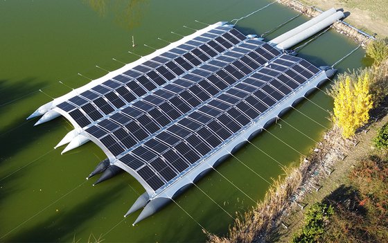 Der erste von sbp Sonne entwickelte "Kugelfisch" auf dem Wasser (Foto: sbp Sonne)